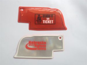 To make a design for the Safe Routes To School Safety Reflectors for American States, you need to consider how to process the outline of the reflector. most of the outline for the American States is simple. it is easy to have the die cut line for the high frequency tooling. but some of the states is not like that. its outline is like edge of saw blades , then the tooling cannot work like that. so you need to smooth the edge like below 