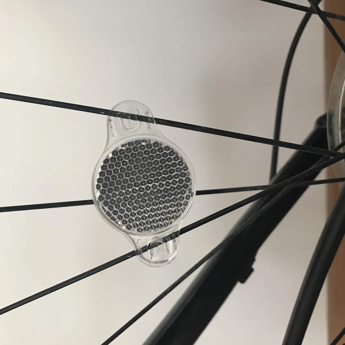 Spoke light reflectors