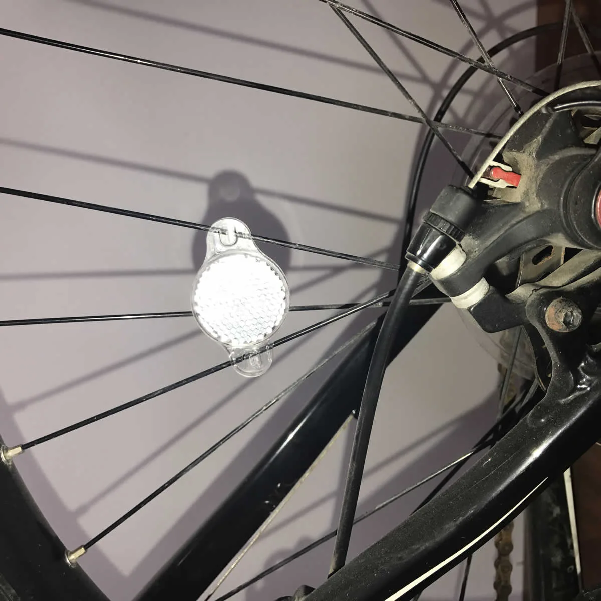 Spoke reflector clips