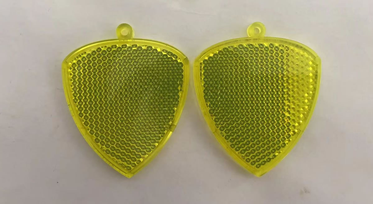 hard plastic pedestrian safety reflectors badge shape