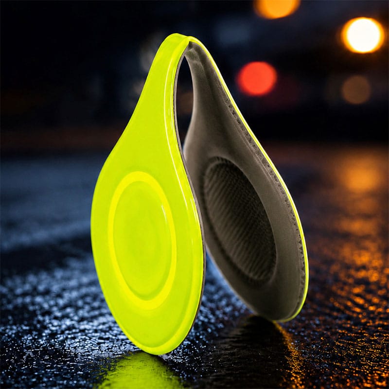 Reflective Magnetic Clip